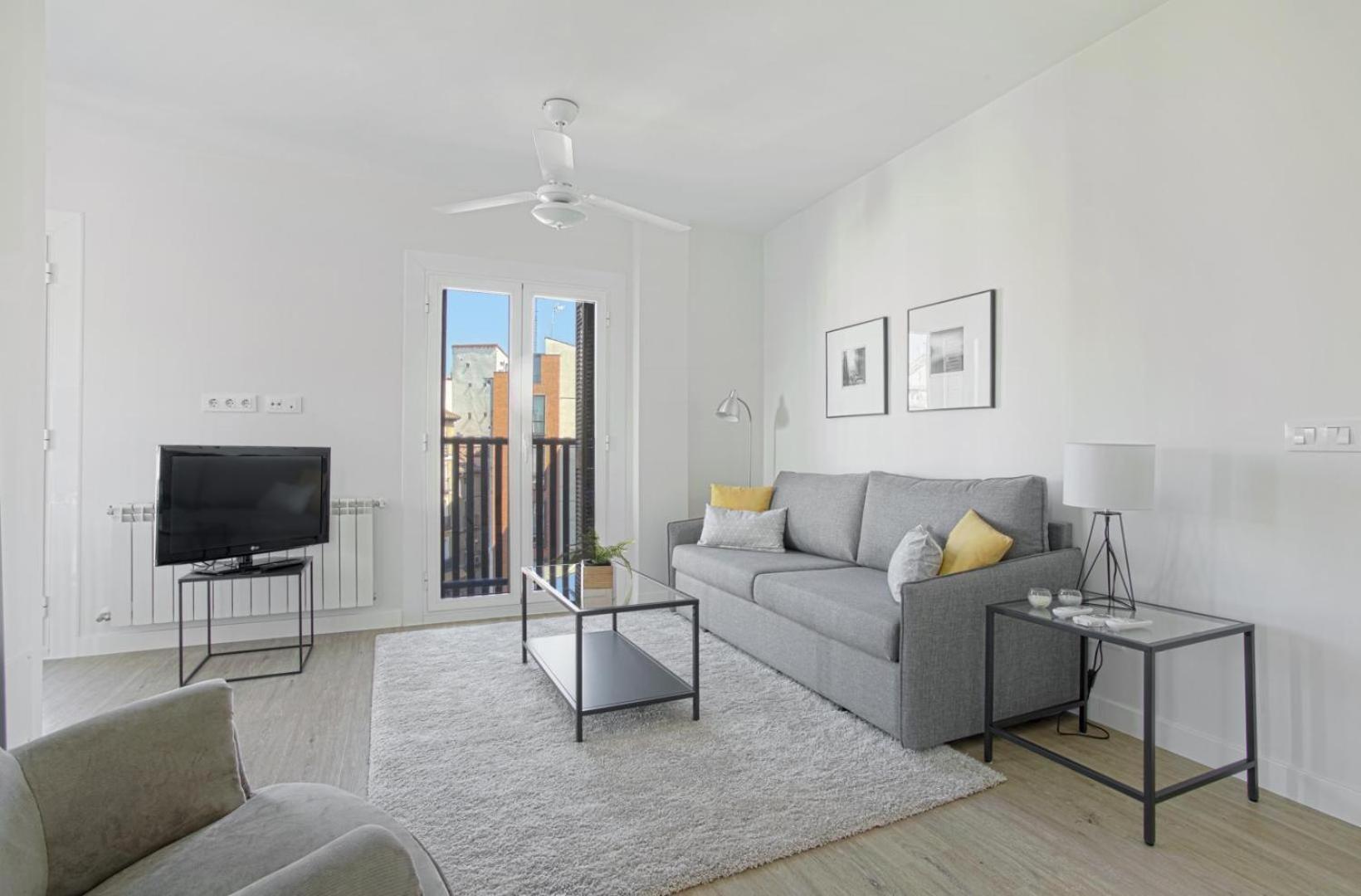Genteel Home Cava Baja Madrid Eksteriør bilde